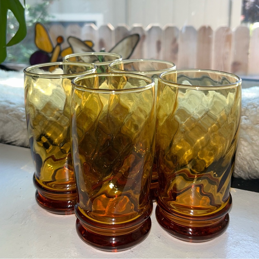 Set of 5 amber colored glassware
